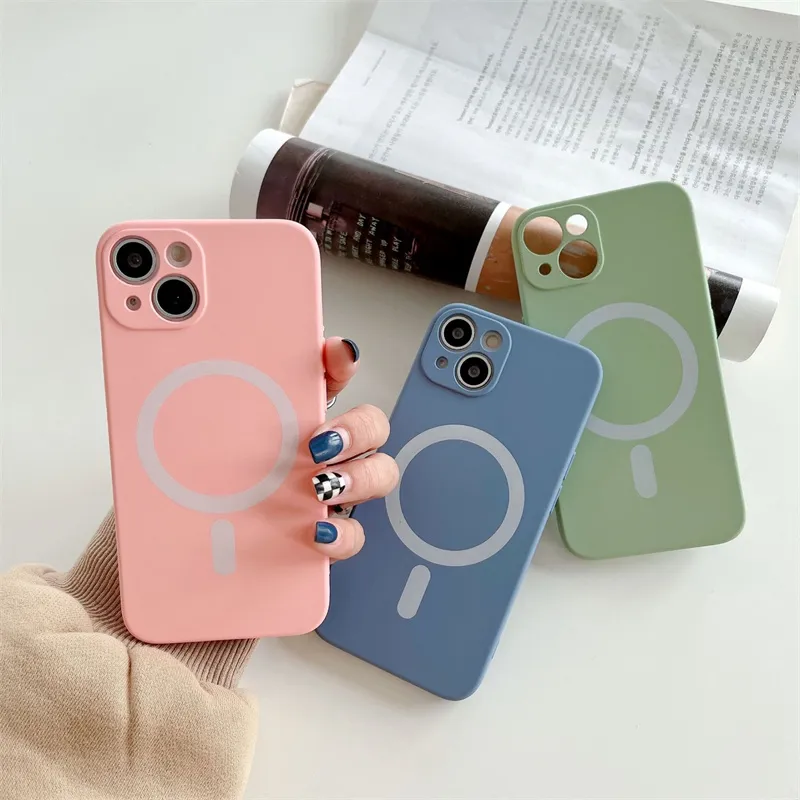 Liquid Silicone Magnetic Cases for iPhone 16 15 14 12 Pro Max 11Pro X Xs Xr 7 8 Plus 13 Mini Wireless Charger Magsafing Magnet Back Cover