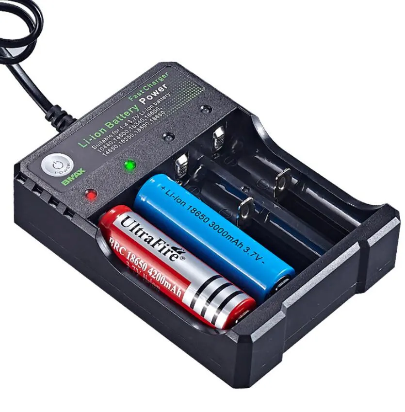 USB Li Ion Battery Charger With 3 4 Slot DC 5V Suitable For 3.7V Li-ion 10440 14500 16330 18650 26650 retail box