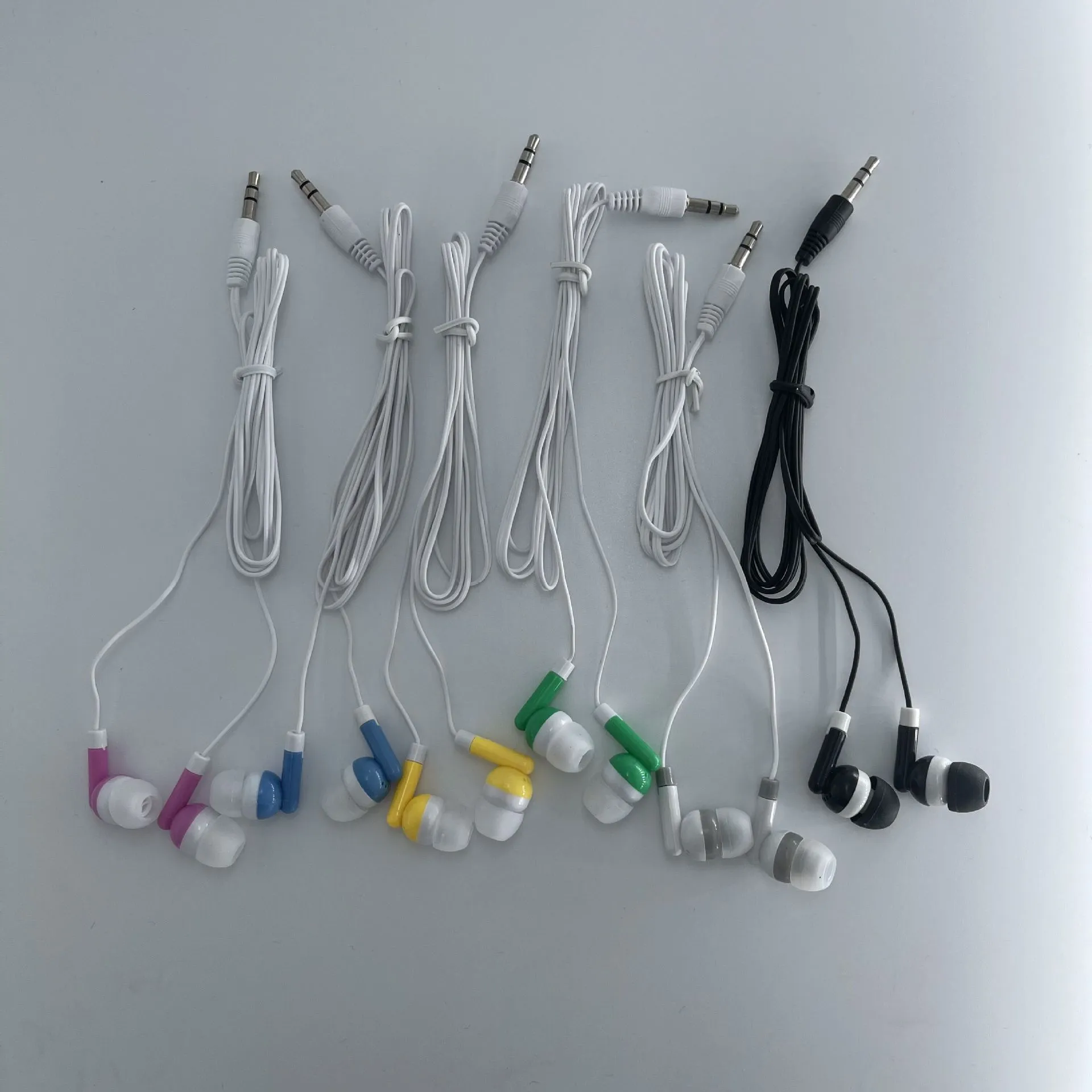 Hot Cheapest disposable earphones headphone headset for bus train or plane one time use Low Cost Earbuds For School,Hotel,Gyms